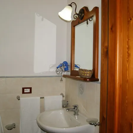Bed and Breakfast Cascina Degli Ulivi Castelluzzo Zimmer foto