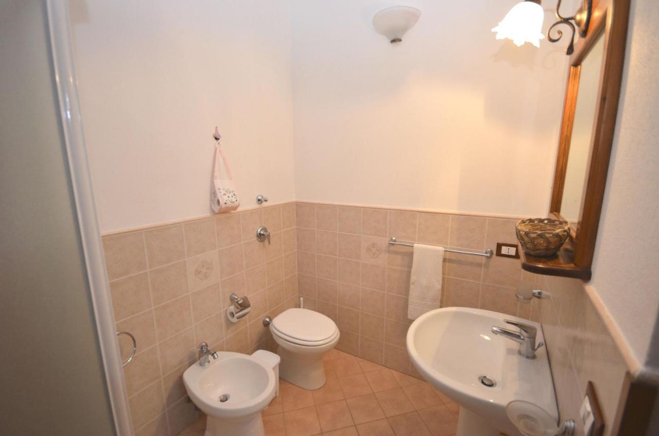 Cascina Degli Ulivi 3* Castelluzzo
